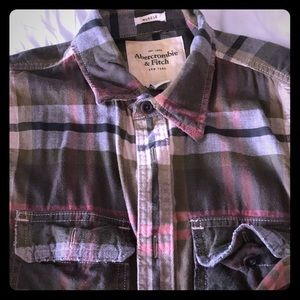 Olive green, red and kacki plaid shirt